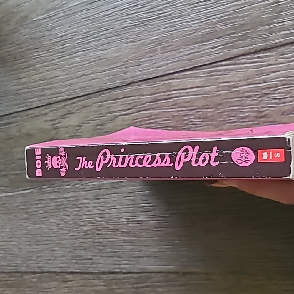 The Princess Plot Book - Picture 2 of 4
